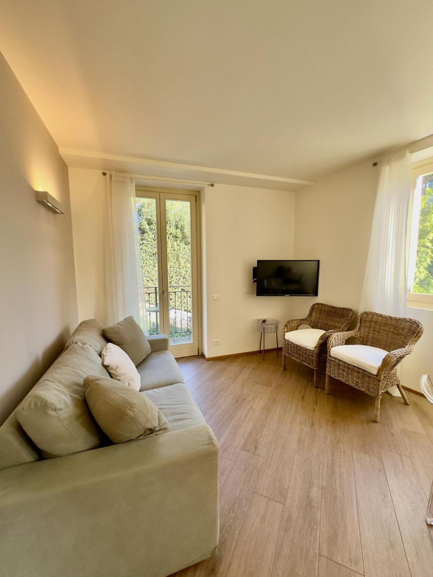 Residence Matilde Oliveto Lario Екстер'єр фото