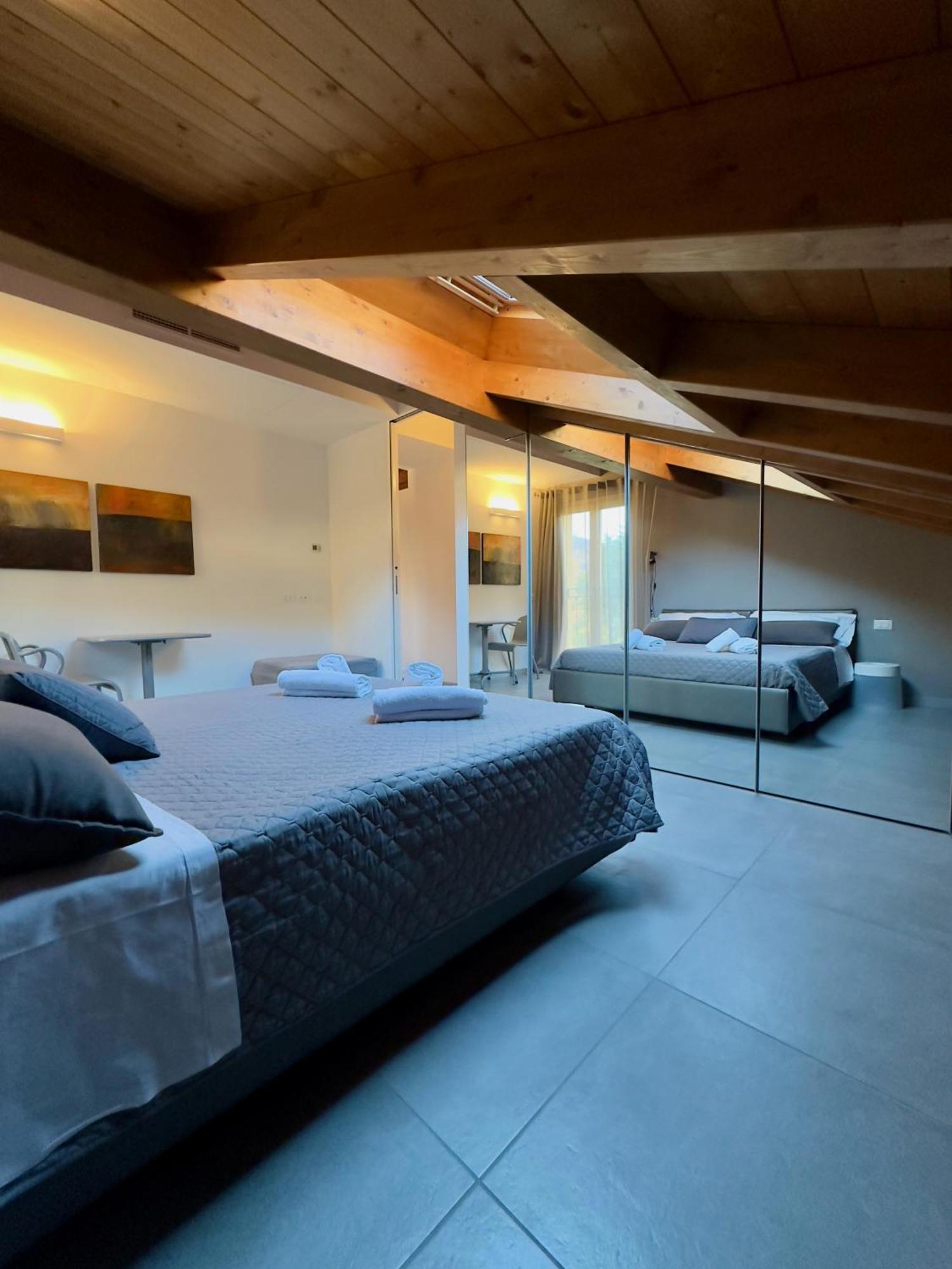 Residence Matilde Oliveto Lario Екстер'єр фото